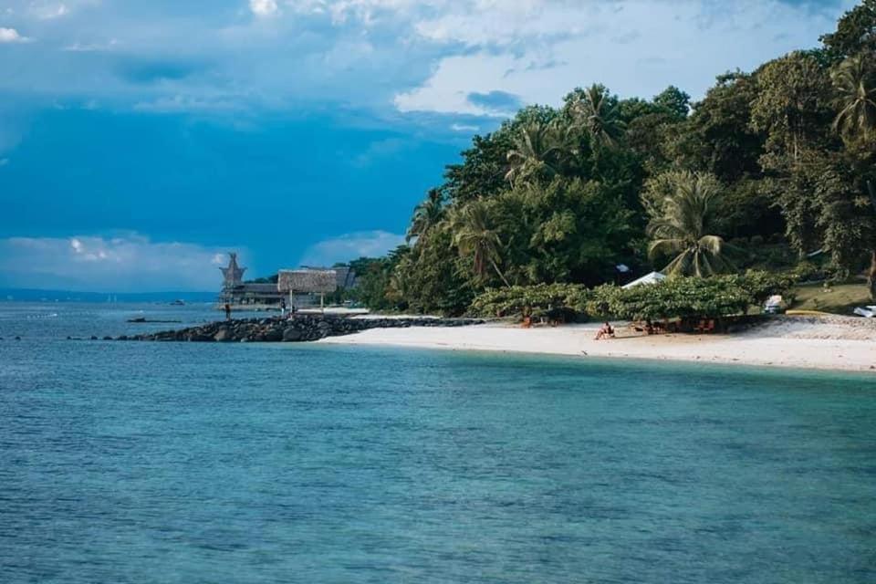 Kembali Condo Resort With Sea View Davao City Eksteriør bilde