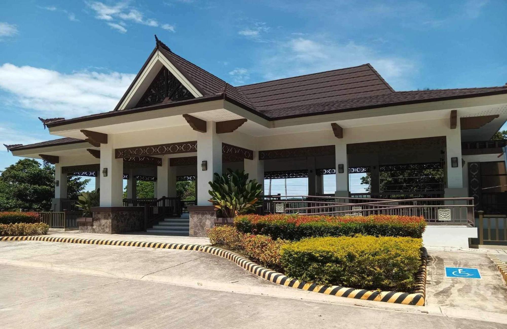 Kembali Condo Resort With Sea View Davao City Eksteriør bilde